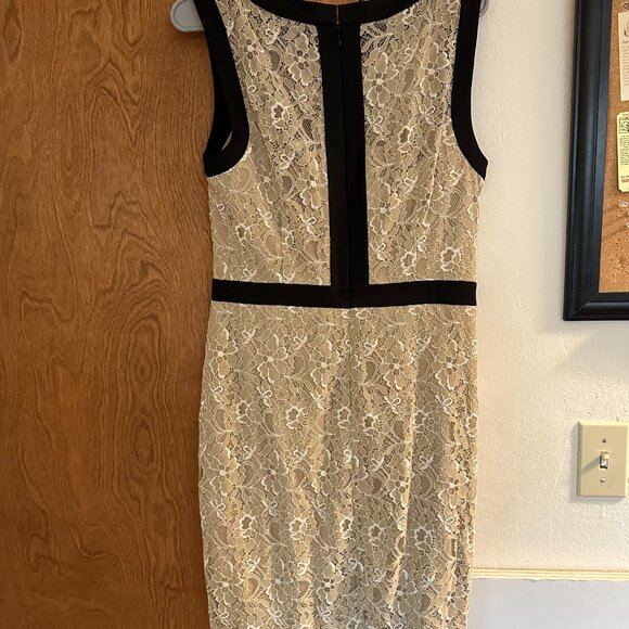 Max and Cleo lace beige dress, size 12, Nwt - Picture 2 of 6